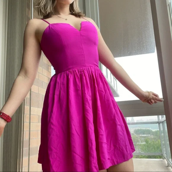 fitted lace wedding dress Pink Floral Print Jacquard Halter Dress - Mini Dresses main image 0